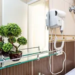 Charm 1, 1br W Kitchen, Parking & Patio شقة ساراندا