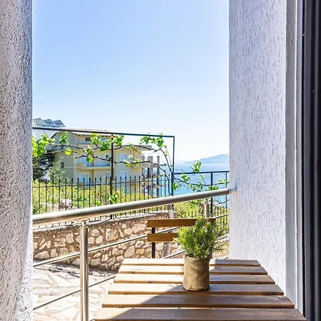 Charm 1, 1br W Kitchen, Parking & Patio *